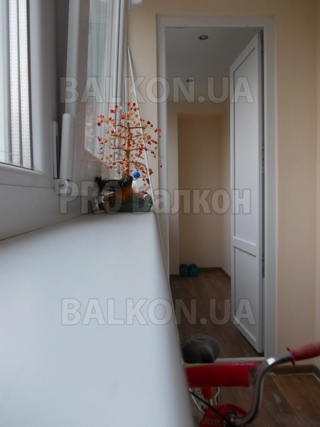 фотоТеплый балкон. Продление квартиры на балкон Чернигов Самострова 10