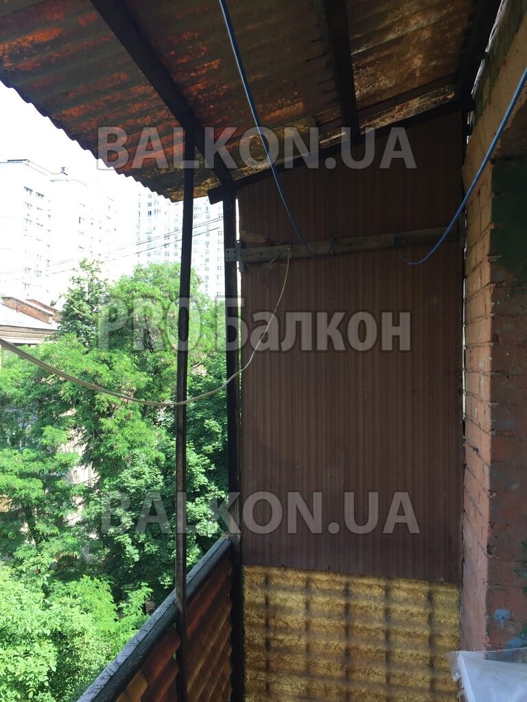 ФотоФранцузский балкон с выносом по полу. Киев, Белрогодская 10 18